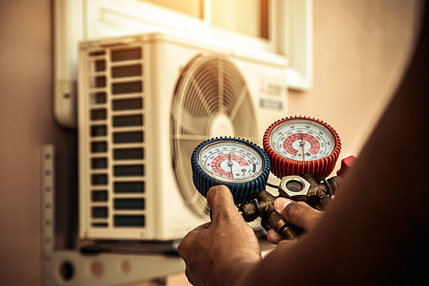 Professional Ductwork Repair technician working in Dowagiac, MI